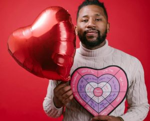 Survey Finds Americans Are Scaling Back Valentine’s Day Spending, Favoring Simple Gestures