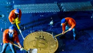 Bitcoin Miners Shift Focus to AI Data Centers