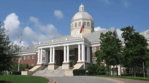 Roswell Canton Street businesses continue push for free parking at new deck